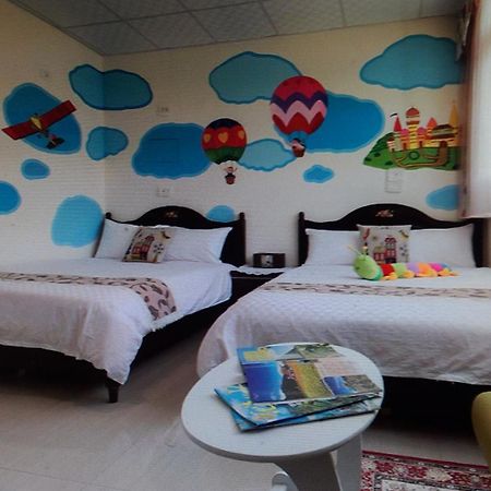 Mei Di Ya House Yuli Ngoại thất bức ảnh